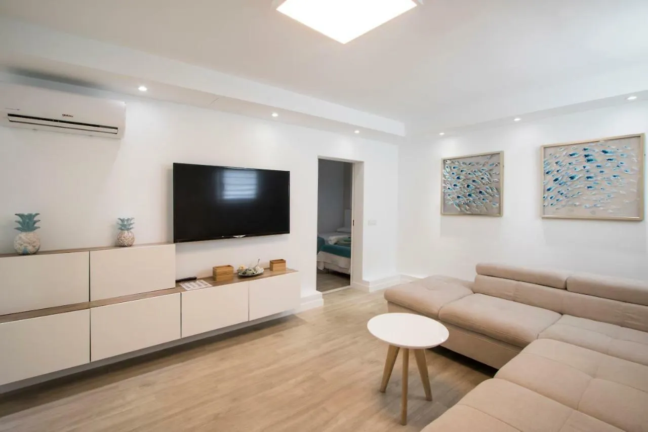 Flower Beach Suite 1 Playa Honda  Playa Honda (Lanzarote)